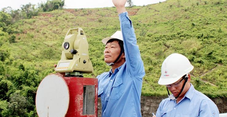 Khoan Khảo sát trên Đập Thuỷ điện Đồng Nai 3